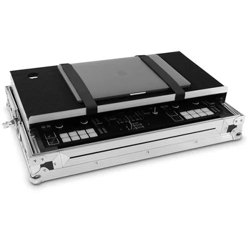 Native Instruments Traktor Kontrol S4 MK3 Flightcase